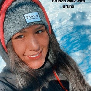 Meet your Posher, Elena